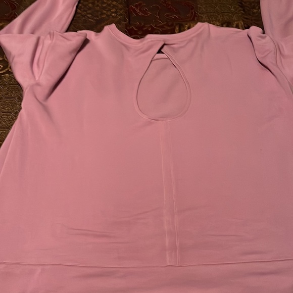 Calia by Carrie Underwood Luxe Brushed Cotton Keyhole Back Sweatshirt - Picture 3 of 4